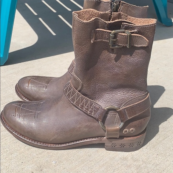 Bed Stu Yellowstone boots size 8